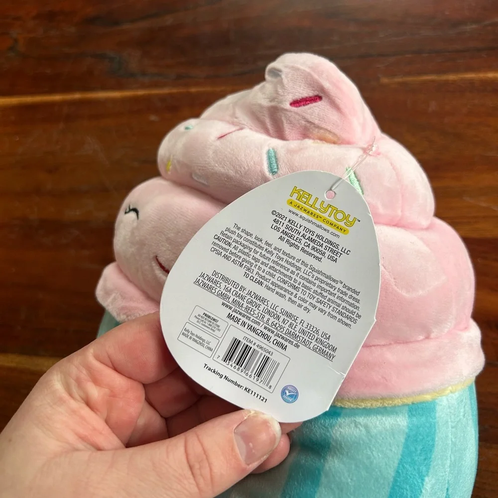 NWT Squishmallows Diedre the Cupcake - Picture 3 of 8